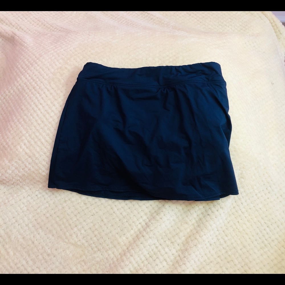 Lands’ End Swim Skirt with panty Navy Size 16
